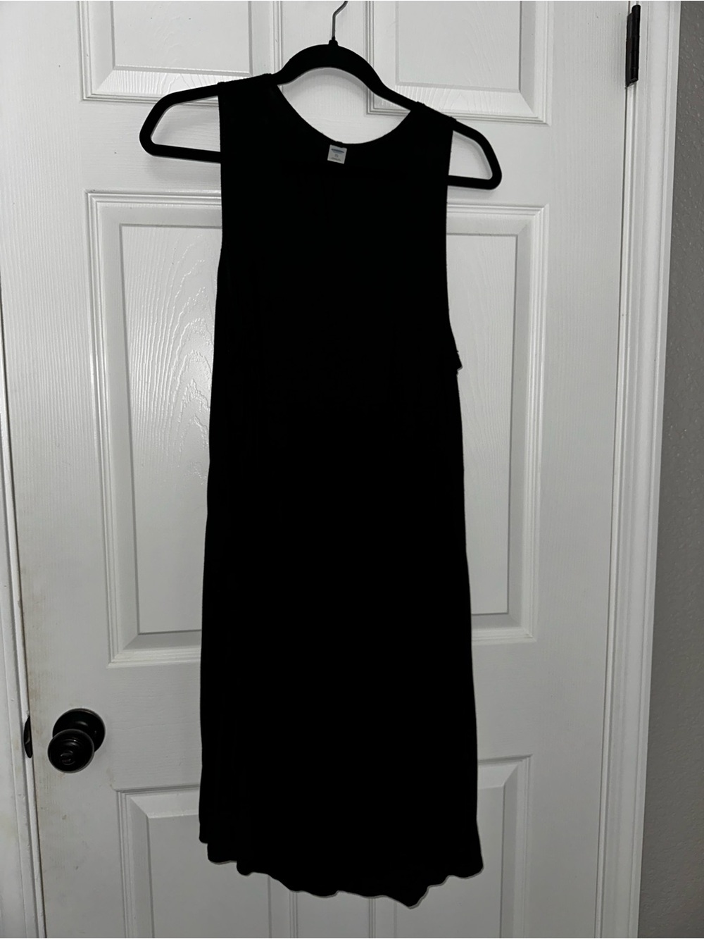 Old Navy Black Sleeveless Midi Dress
